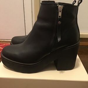 Women’s Steve Madden fall booties